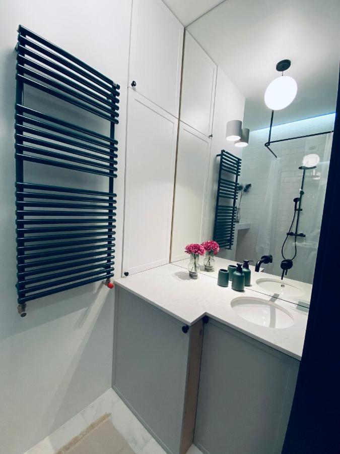 1 Syp, Kawa Vertuo, Kosmetyki Ada, 3 Min Metro Wilenska, By Visitwarsaw Apartments מראה חיצוני תמונה