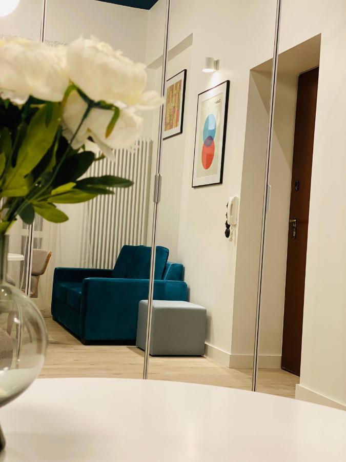 1 Syp, Kawa Vertuo, Kosmetyki Ada, 3 Min Metro Wilenska, By Visitwarsaw Apartments מראה חיצוני תמונה